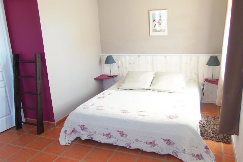 Hotel La Petite Madeleine Castillon-la-Bataille Habitación foto